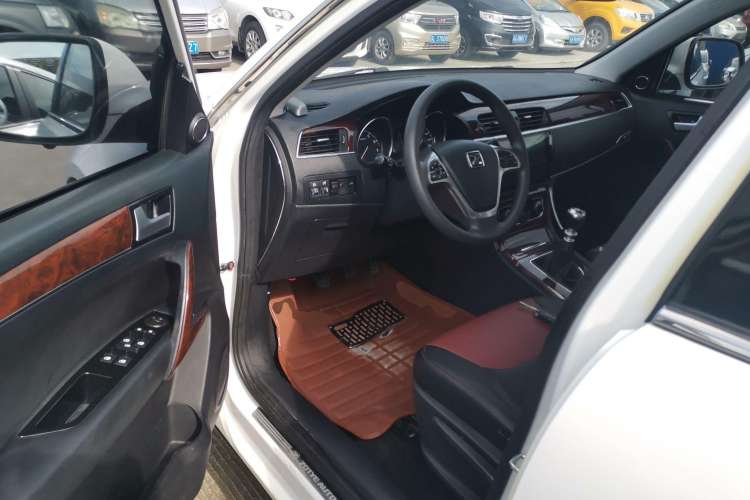 Used Zotye T600 2015 1.5T Manual Elite Model Driver Seat