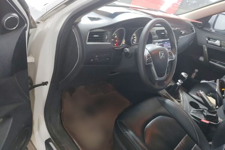 Used Zotye T600 2015 1.5T Manual Elite Model Driver Seat