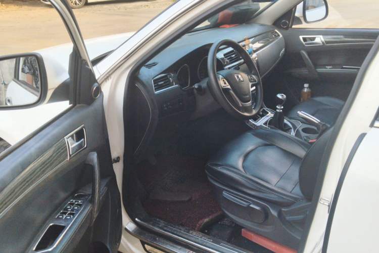 Used Zotye T600 2015 1.5T Manual Elite Model Driver Seat