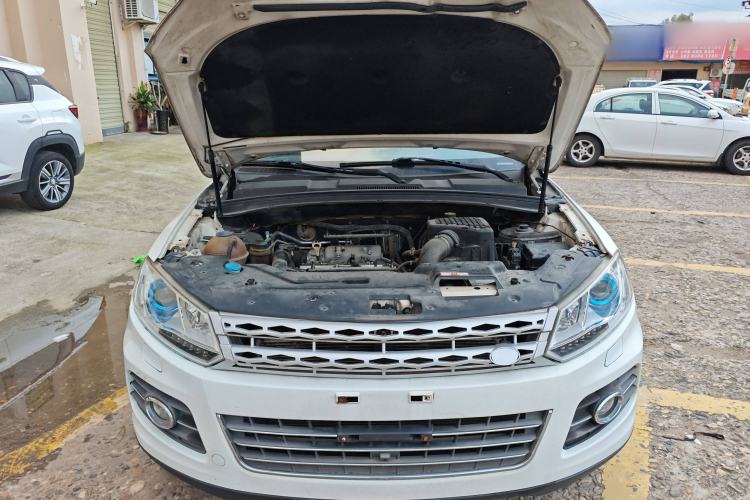 Used Zotye T600 2015 2.0T DCT Prestige Edition Engine Bay