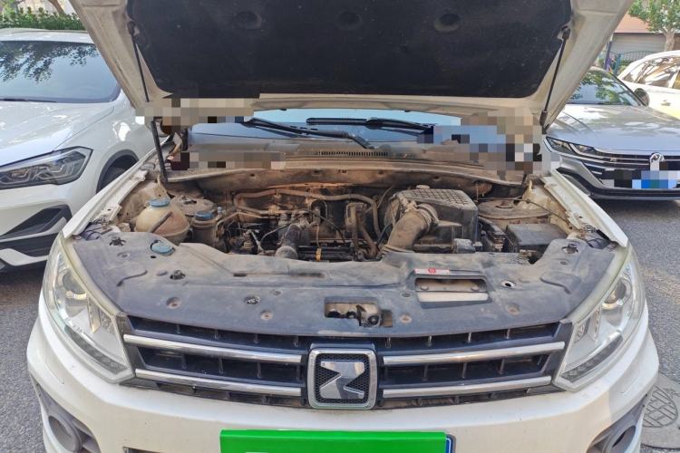Used Zotye T600 2015 1.5T Manual Elite Model Engine Bay