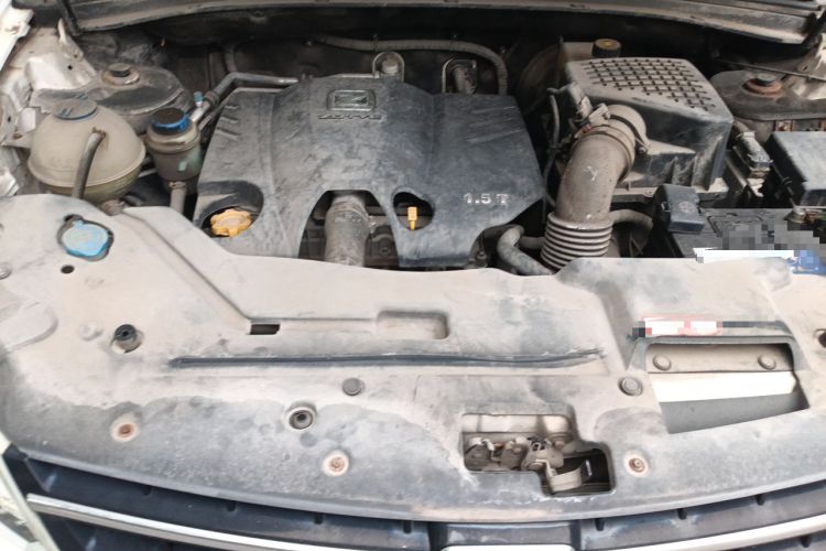 Used Zotye T600 2015 1.5T Manual Luxury Model Engine Bay