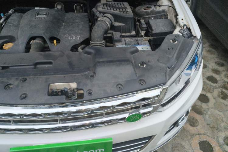 Used Zotye T600 2015 1.5T Manual Luxury Model Engine Bay Left