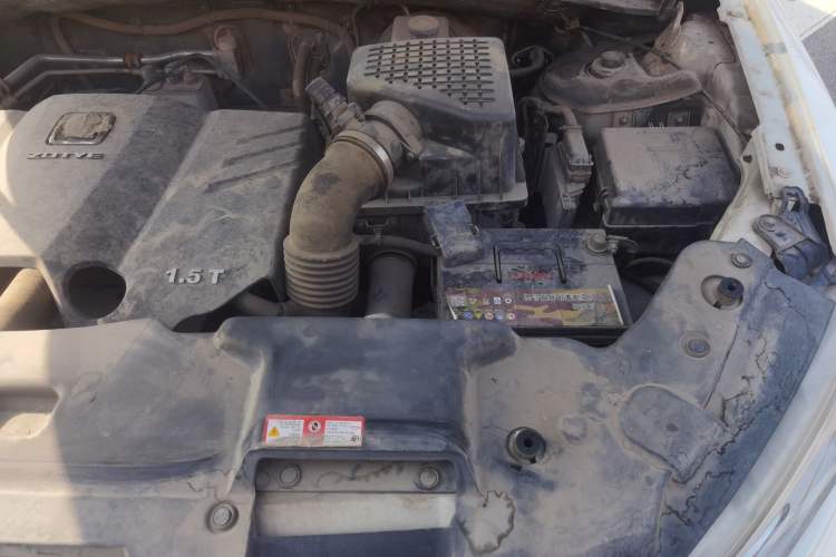 Used Zotye T600 2015 1.5T Manual Luxury Model Engine Bay Left