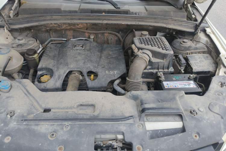 Used Zotye T600 2015 1.5T Manual Elite Model Engine Bay