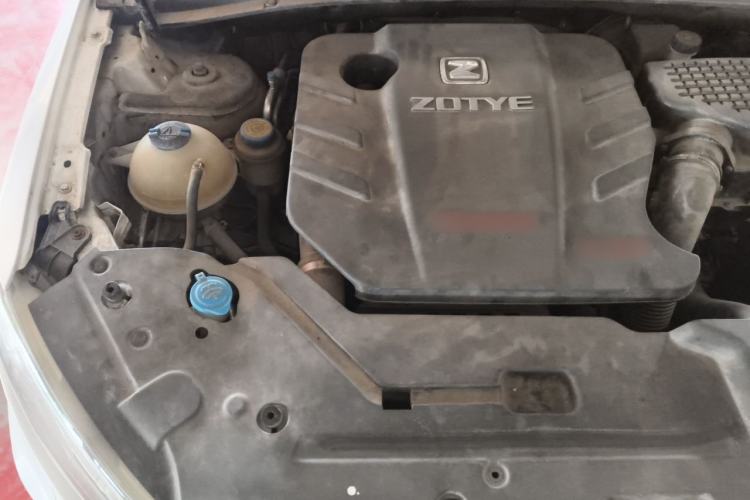 Used Zotye T600 2015 2.0T DCT Prestige Edition Engine Bay Right