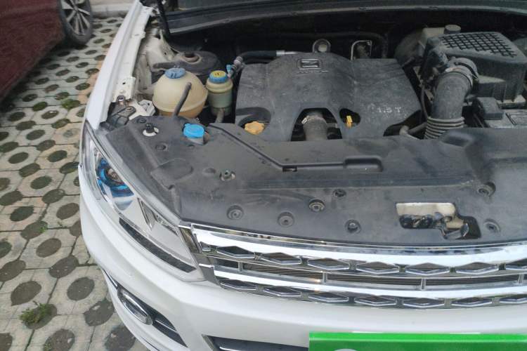 Used Zotye T600 2015 1.5T Manual Luxury Model Engine Bay Right