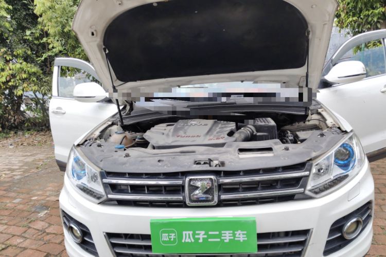 Used Zotye T600 2015 Family Edition 2.0T Manual Elite Version Engine Bay