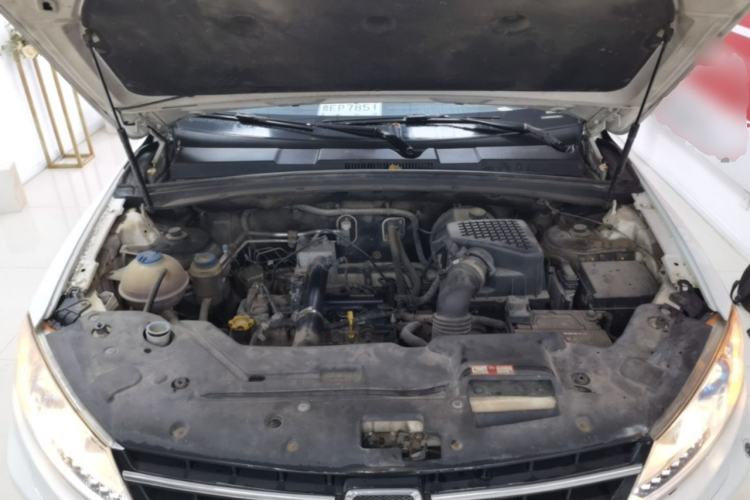 Used Zotye T600 2015 1.5T Manual Elite Model Engine Bay
