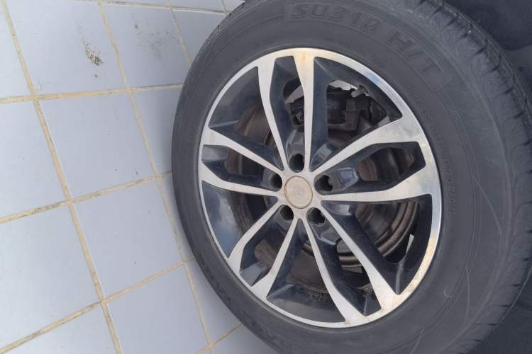 Used Zotye T600 2015 2.0T DCT Prestige Edition Exterior 5