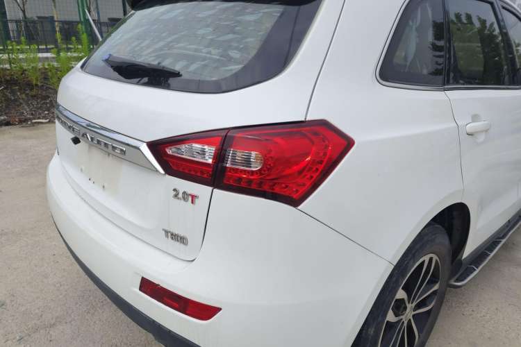 Used Zotye T600 2015 Family Edition 2.0T Manual Elite Version Exterior 6