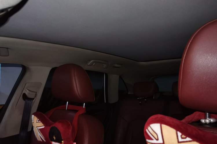 Used Zotye T600 2015 2.0T DCT Prestige Edition Headliner