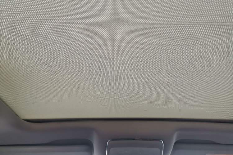 Used Zotye T600 2015 1.5T Manual Elite Model Headliner