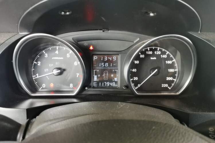 Used Zotye T600 2015 2.0T DCT Flagship Edition Instrument Cluster