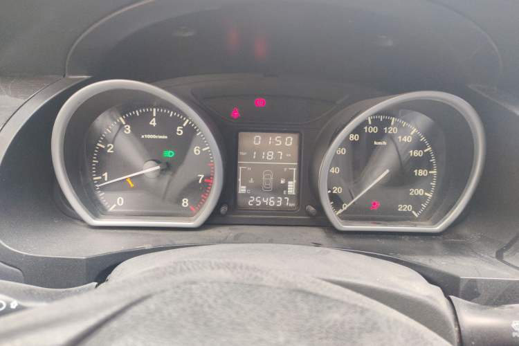 Used Zotye T600 2015 2.0T Manual Luxury Version Instrument Cluster