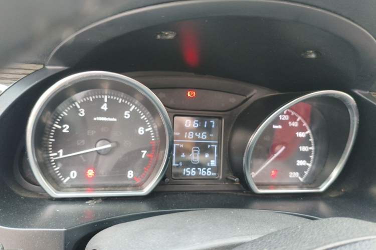 Used Zotye T600 2015 Family Edition 2.0T Manual Luxury Version Instrument Cluster