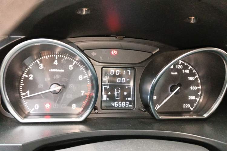 Used Zotye T600 2015 1.5T Manual Luxury Model Instrument Cluster