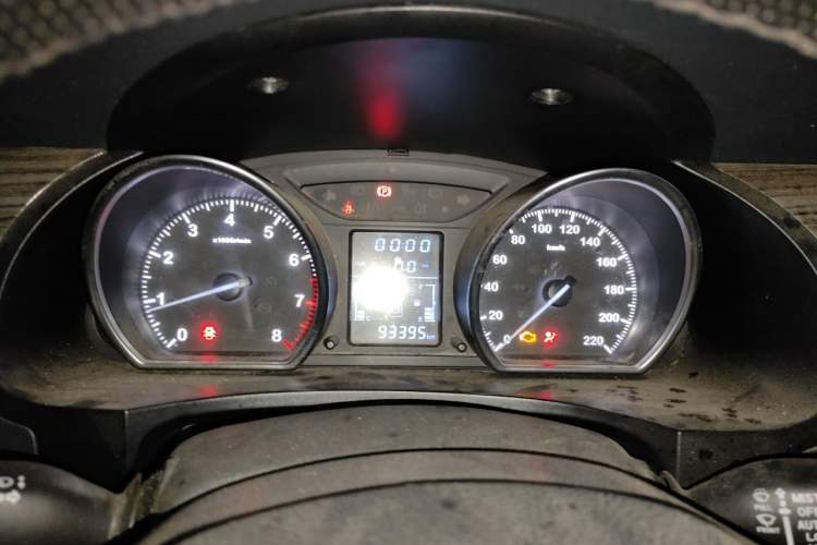 Used Zotye T600 2015 1.5T Manual Luxury Model Instrument Cluster