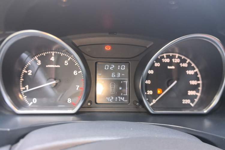 Used Zotye T600 2015 1.5T Manual Luxury Model Instrument Cluster