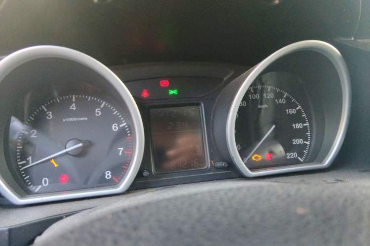 Used Zotye T600 2015 1.5T Manual Luxury Model Instrument Cluster