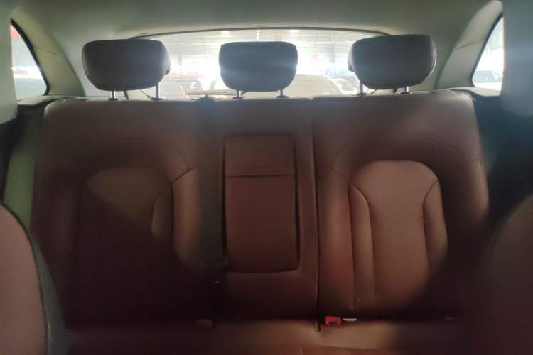 Used Zotye T600 2015 2.0T DCT Prestige Edition Interior 1