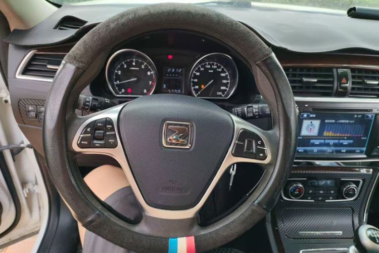Used Zotye T600 2015 1.5T Manual Elite Model Interior 1