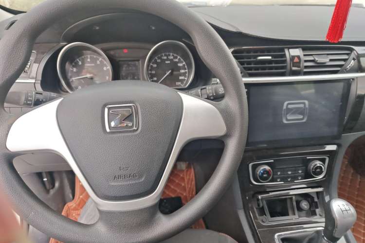 Used Zotye T600 2015 Family Edition 2.0T Manual Elite Version Interior 2