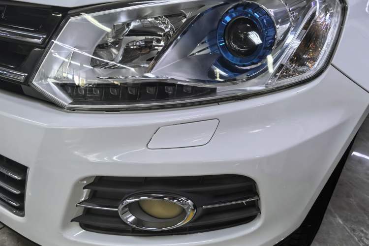 Used Zotye T600 2015 1.5T Manual Elite Model Left Front Headlight