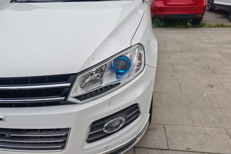 Used Zotye T600 2015 1.5T Manual Luxury Model Left Front Headlight