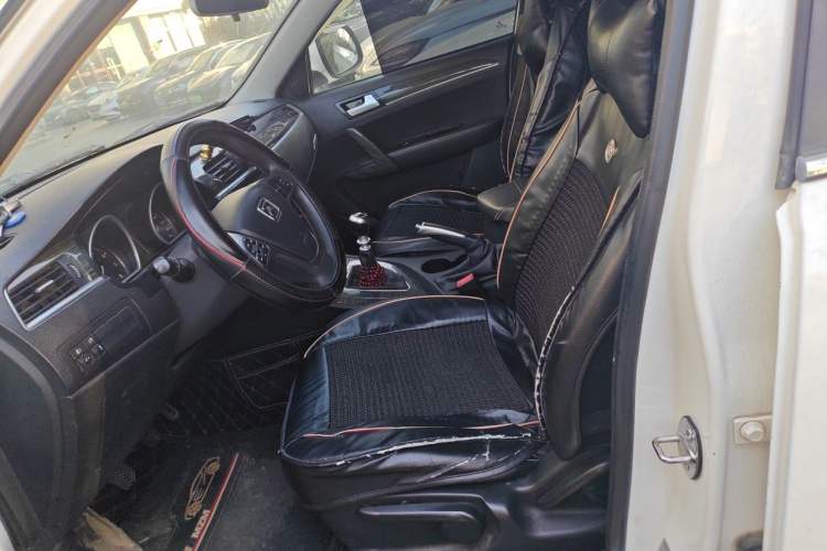 Used Zotye T600 2015 1.5T Manual Elite Model Left Front Seat