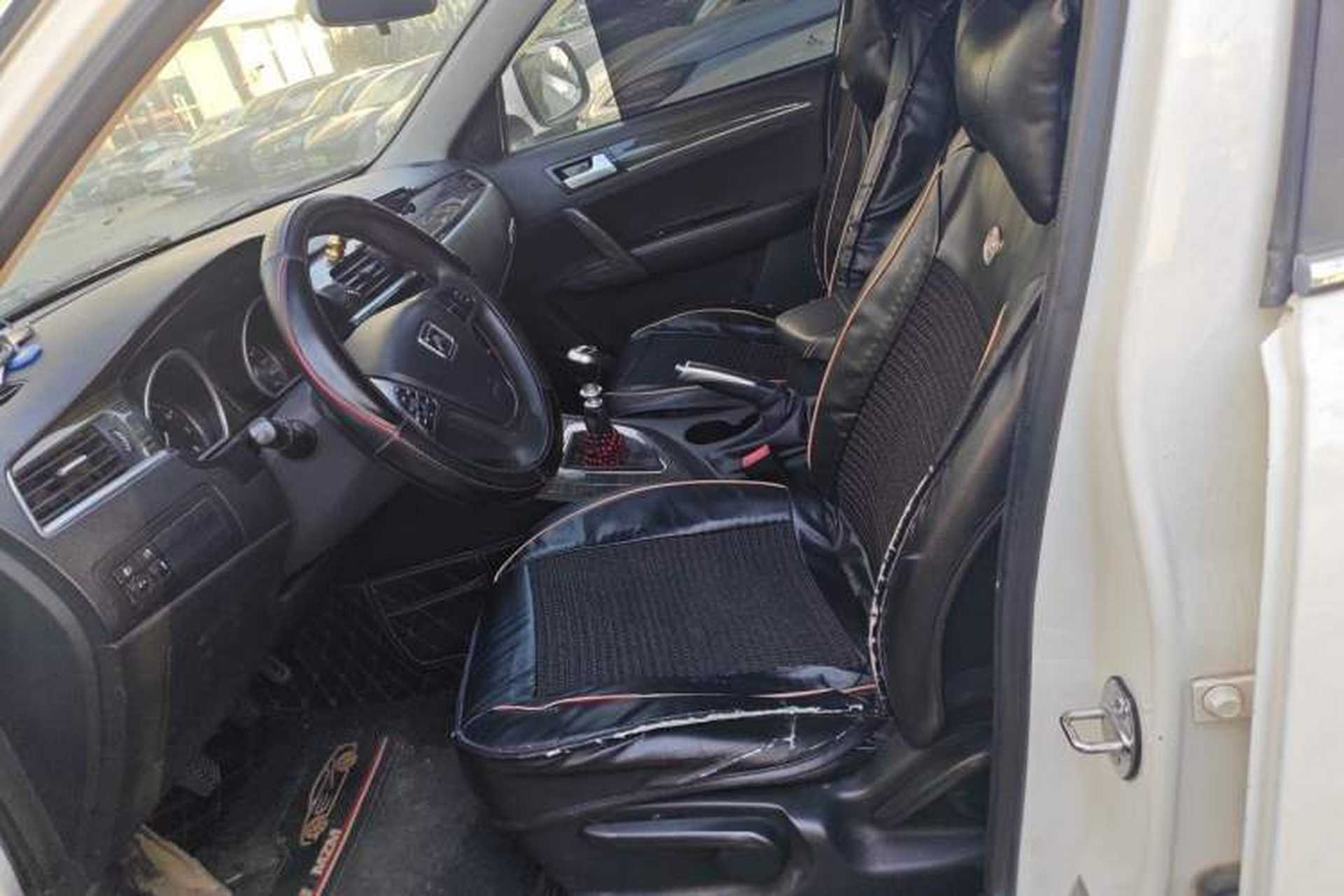 Used Zotye T600 2015 1.5T Manual Elite Model Left Front Seat