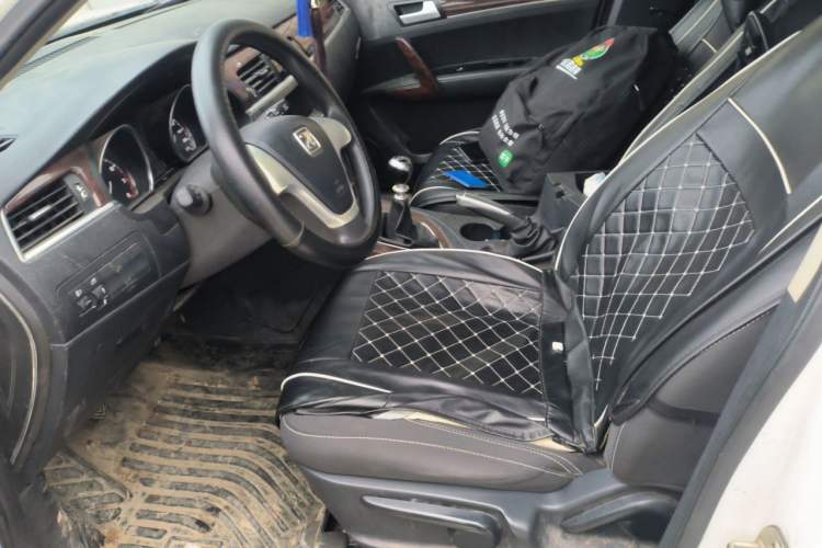 Used Zotye T600 2015 1.5T Manual Elite Model Left Front Seat