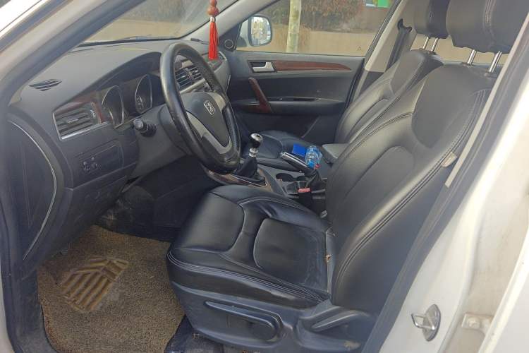 Used Zotye T600 2015 1.5T Manual Elite Model Left Front Seat