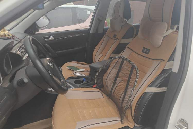 Used Zotye T600 2015 1.5T Manual Luxury Model Left Front Seat