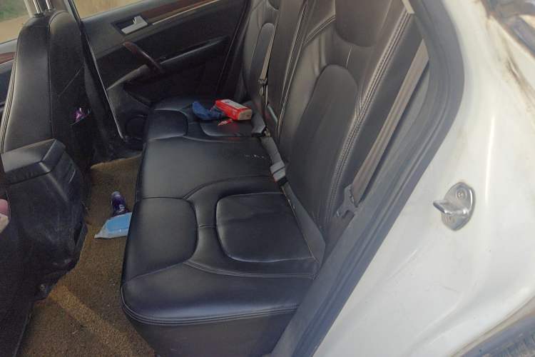 Used Zotye T600 2015 1.5T Manual Elite Model Left Rear Seat