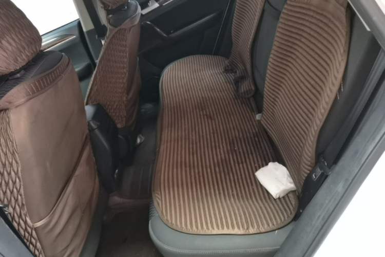 Used Zotye T600 2015 1.5T Manual Elite Model Left Rear Seat