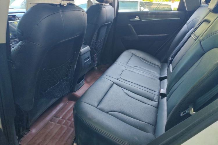Used Zotye T600 2015 1.5T Manual Luxury Model Left Rear Seat