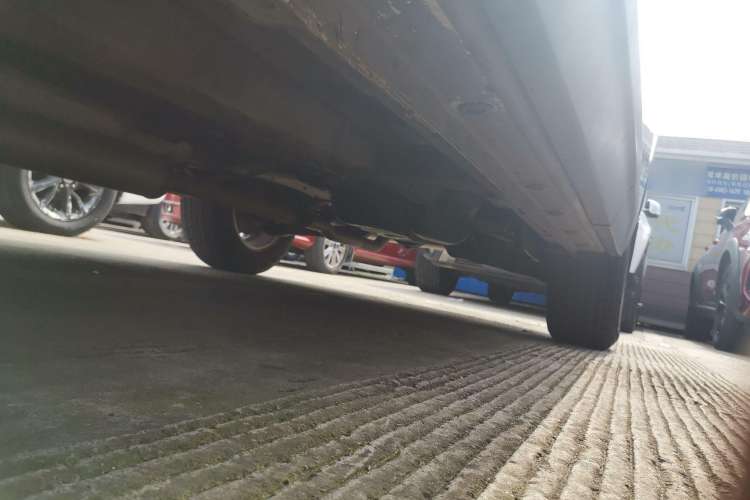 Used Zotye T600 2015 1.5T Manual Elite Model Left Side Sill