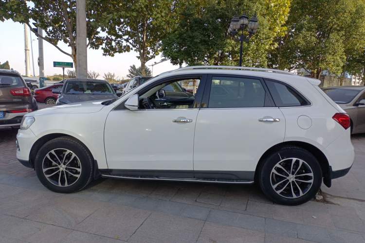 Used Zotye T600 2015 2.0T DCT Prestige Edition Left Side