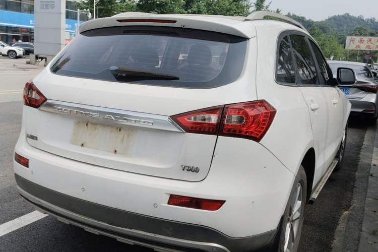 Used Zotye T600 2015 1.5T Manual Elite Model Rear Right 45 Deg