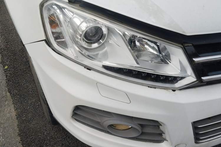 Used Zotye T600 2015 1.5T Manual Elite Model Right Front Headlight