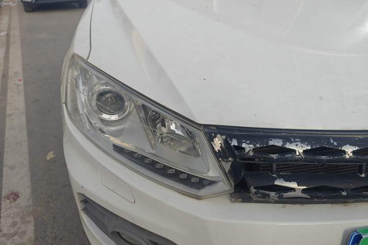 Used Zotye T600 2015 1.5T Manual Elite Model Right Front Headlight