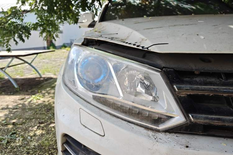 Used Zotye T600 2015 Family Edition 2.0T Manual Elite Version Right Front Headlight