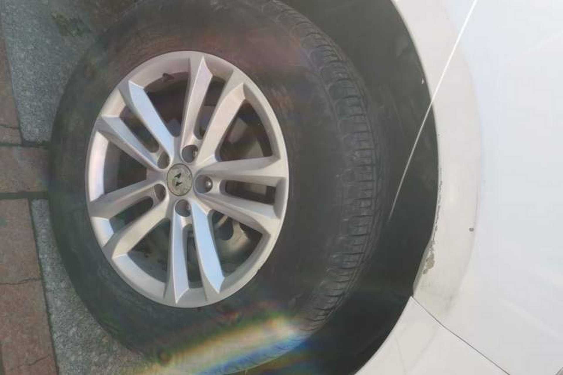 Used Zotye T600 2015 1.5T Manual Elite Model Right Front Wheel Hub