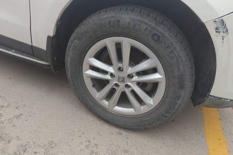 Used Zotye T600 2015 1.5T Manual Luxury Model Right Front Wheel Hub