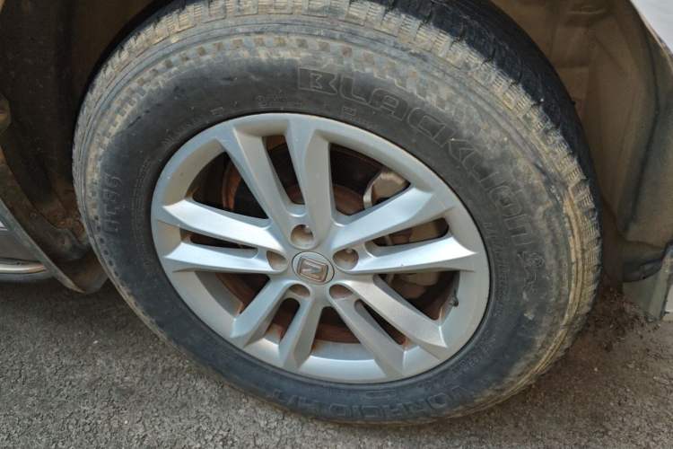 Used Zotye T600 2015 1.5T Manual Flagship Model Right Front Wheel Hub