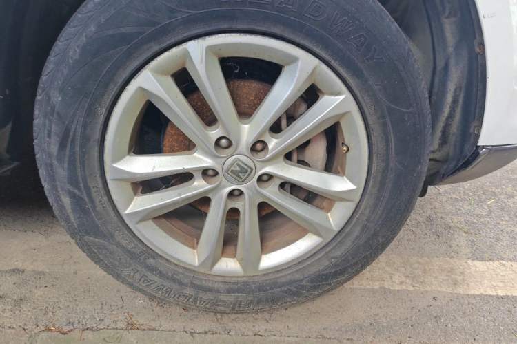 Used Zotye T600 2015 1.5T Manual Elite Model Right Front Wheel Hub