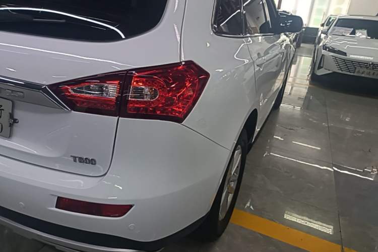Used Zotye T600 2015 1.5T Manual Elite Model Right Rear Taillight