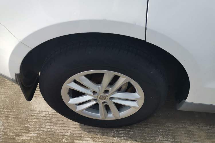 Used Zotye T600 2015 1.5T Manual Elite Model Right Rear Wheel Hub
