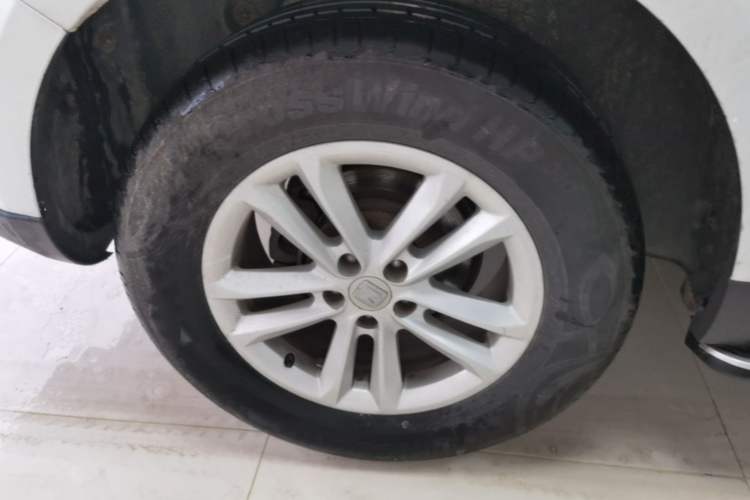 Used Zotye T600 2015 1.5T Manual Elite Model Right Rear Wheel Hub